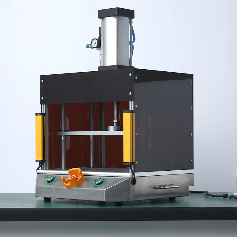 ShamakhiAir tightness test fixture